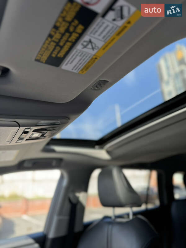 Внедорожник / Кроссовер Toyota Highlander 2020 в Киеве