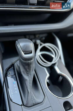 Позашляховик / Кросовер Toyota Highlander 2020 в Києві