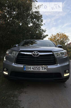 Позашляховик / Кросовер Toyota Highlander 2014 в Одесі