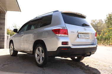 Позашляховик / Кросовер Toyota Highlander 2010 в Харкові