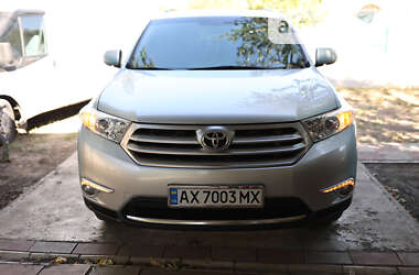 Позашляховик / Кросовер Toyota Highlander 2010 в Харкові