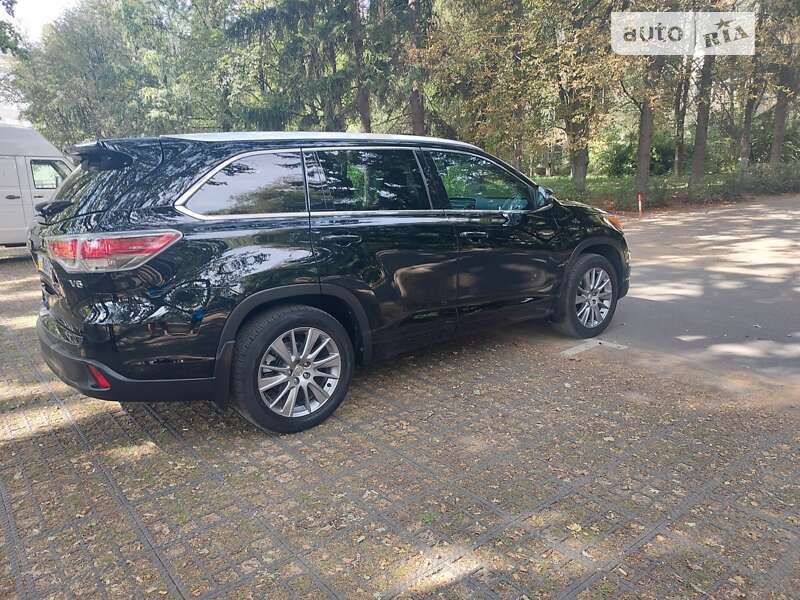 Позашляховик / Кросовер Toyota Highlander 2014 в Вінниці