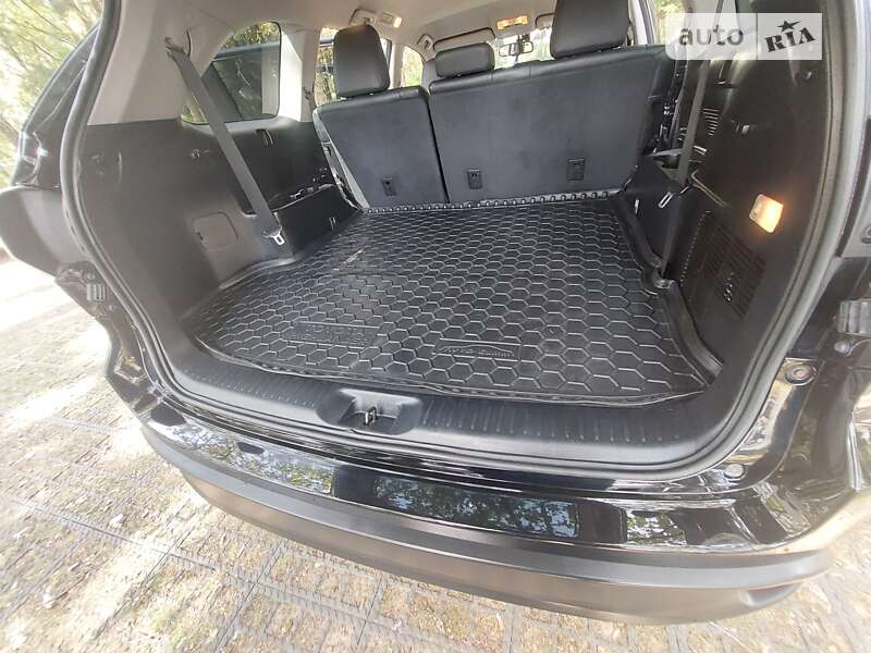 Позашляховик / Кросовер Toyota Highlander 2014 в Вінниці