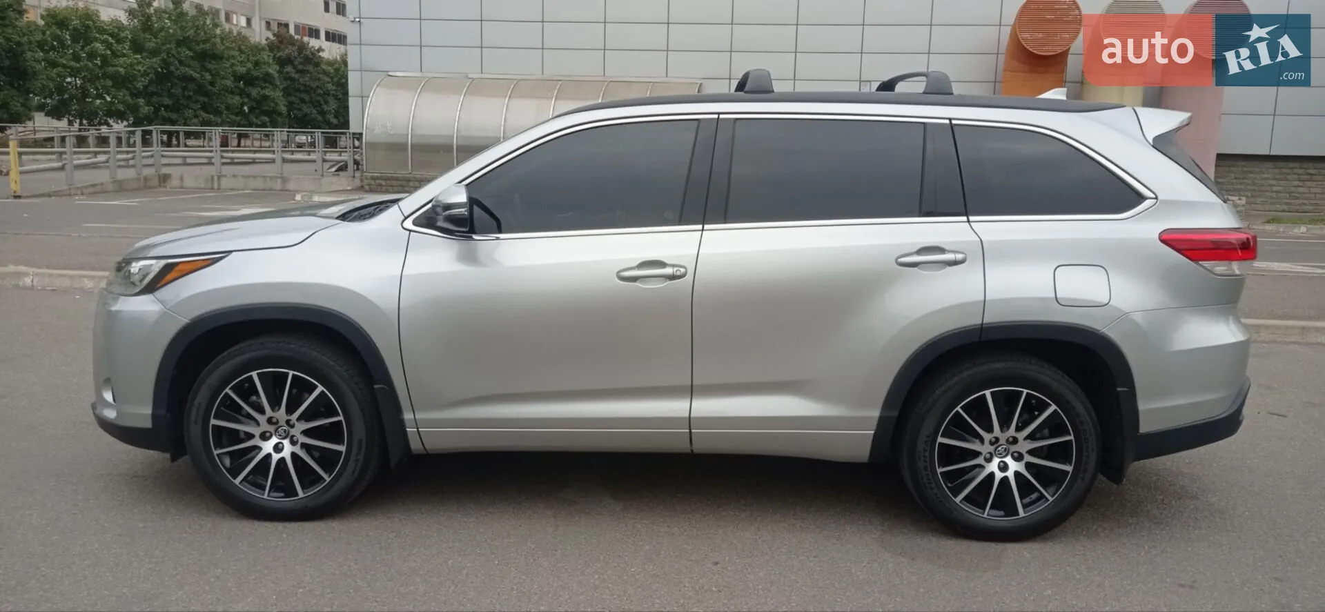 2017 Toyota Highlander - мініатюра 3