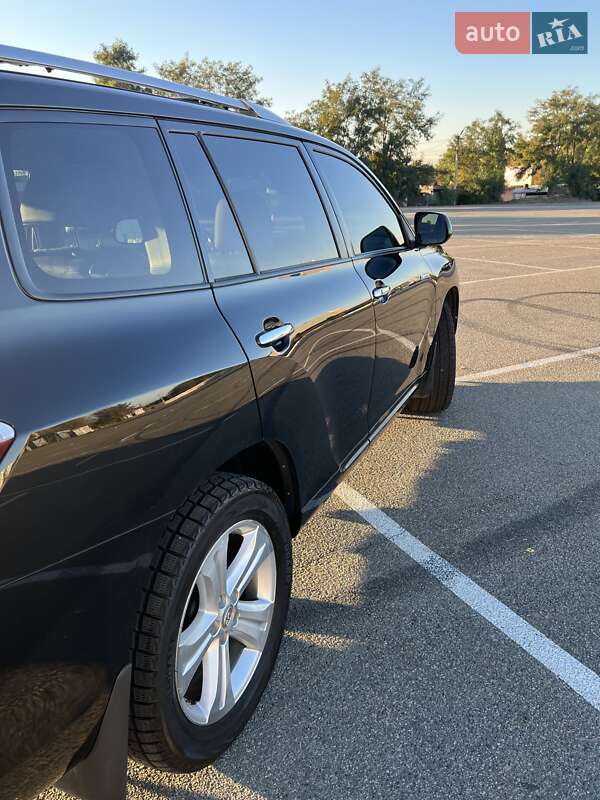 Внедорожник / Кроссовер Toyota Highlander 2008 в Киеве