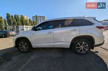 Позашляховик / Кросовер Toyota Highlander 2018 в Києві