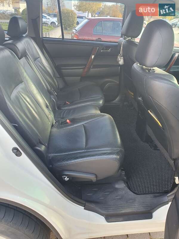 Внедорожник / Кроссовер Toyota Highlander 2011 в Харькове фото 7 Внедорожник / Кроссовер Toyota Highlander 2011 в Харькове