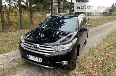 Позашляховик / Кросовер Toyota Highlander 2013 в Заліщиках