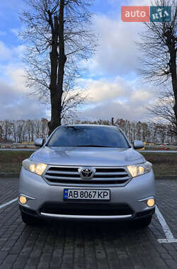 Внедорожник / Кроссовер Toyota Highlander 2011 в Виннице