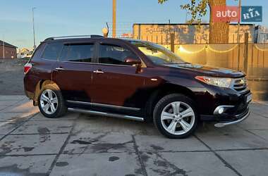 Позашляховик / Кросовер Toyota Highlander 2011 в Києві