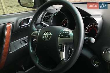 Внедорожник / Кроссовер Toyota Highlander 2012 в Киеве