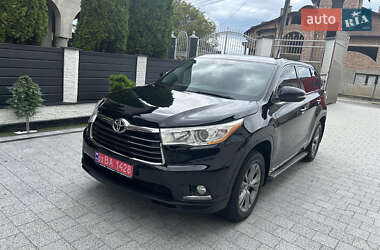 Позашляховик / Кросовер Toyota Highlander 2014 в Тячеві