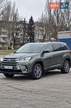 Позашляховик / Кросовер Toyota Highlander 2018 в Запоріжжі