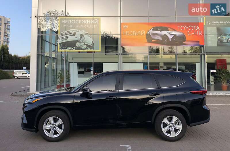 Позашляховик / Кросовер Toyota Highlander 2023 в Луцьку