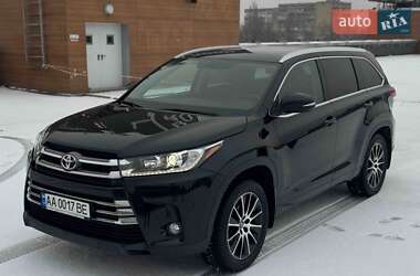 Позашляховик / Кросовер Toyota Highlander 2019 в Києві