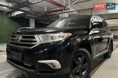 Позашляховик / Кросовер Toyota Highlander 2011 в Києві