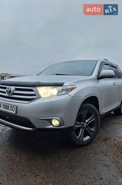 Позашляховик / Кросовер Toyota Highlander 2013 в Монастирищеві