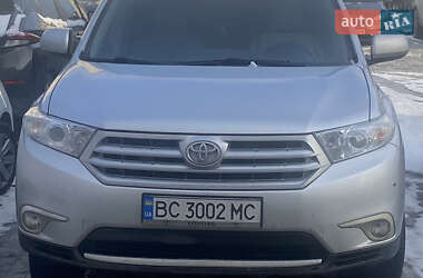 Позашляховик / Кросовер Toyota Highlander 2013 в Львові