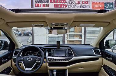 Позашляховик / Кросовер Toyota Highlander 2018 в Запоріжжі