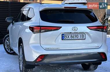 Позашляховик / Кросовер Toyota Highlander 2022 в Вінниці