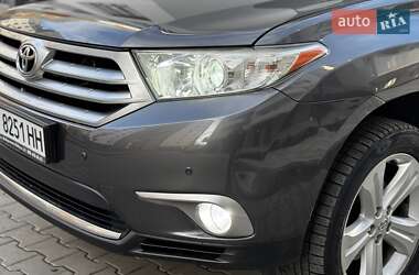 Позашляховик / Кросовер Toyota Highlander 2011 в Івано-Франківську