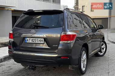 Позашляховик / Кросовер Toyota Highlander 2011 в Івано-Франківську