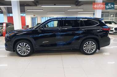 Позашляховик / Кросовер Toyota Highlander 2022 в Хмельницькому