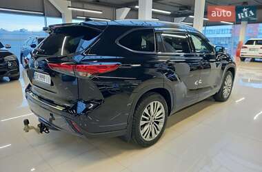 Позашляховик / Кросовер Toyota Highlander 2022 в Хмельницькому