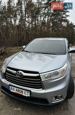 Позашляховик / Кросовер Toyota Highlander 2014 в Харкові