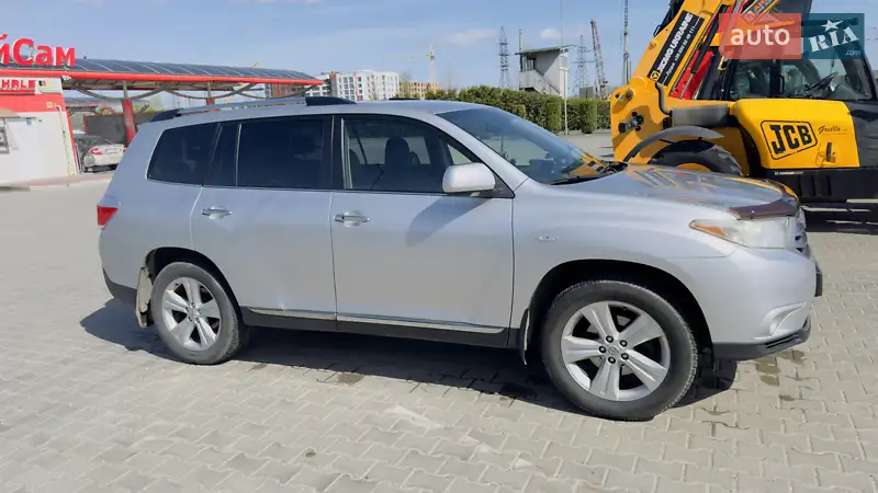 Toyota Highlander 2011