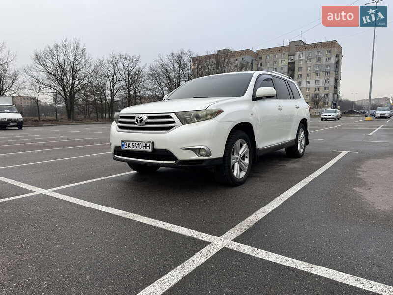 Внедорожник / Кроссовер Toyota Highlander 2011 в Кропивницком