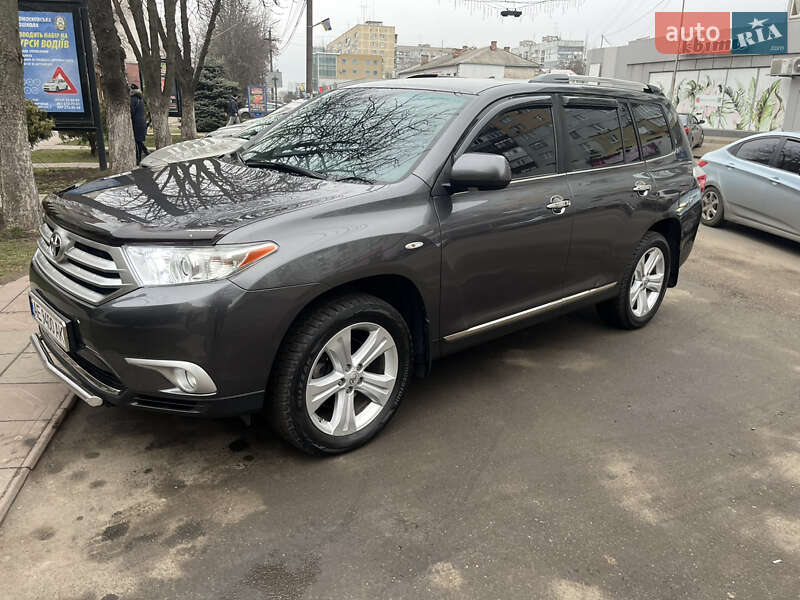 Внедорожник / Кроссовер Toyota Highlander 2012 в Днепре