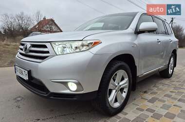 Внедорожник / Кроссовер Toyota Highlander 2010 в Киеве