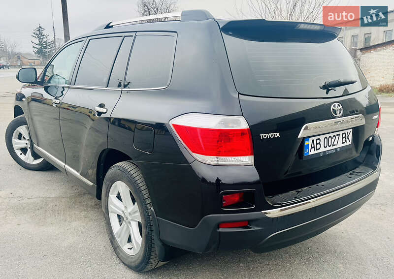 Позашляховик / Кросовер Toyota Highlander 2013 в Іллінцях