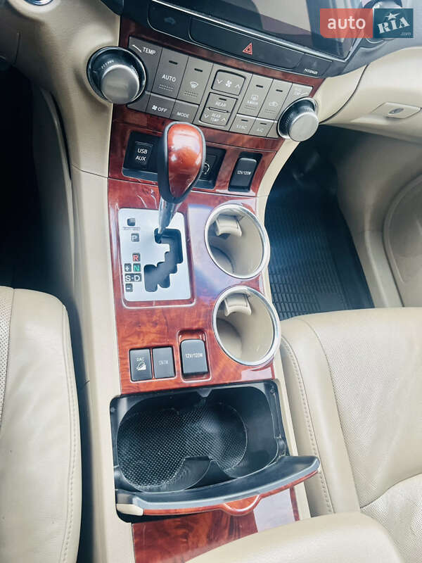 Позашляховик / Кросовер Toyota Highlander 2013 в Іллінцях