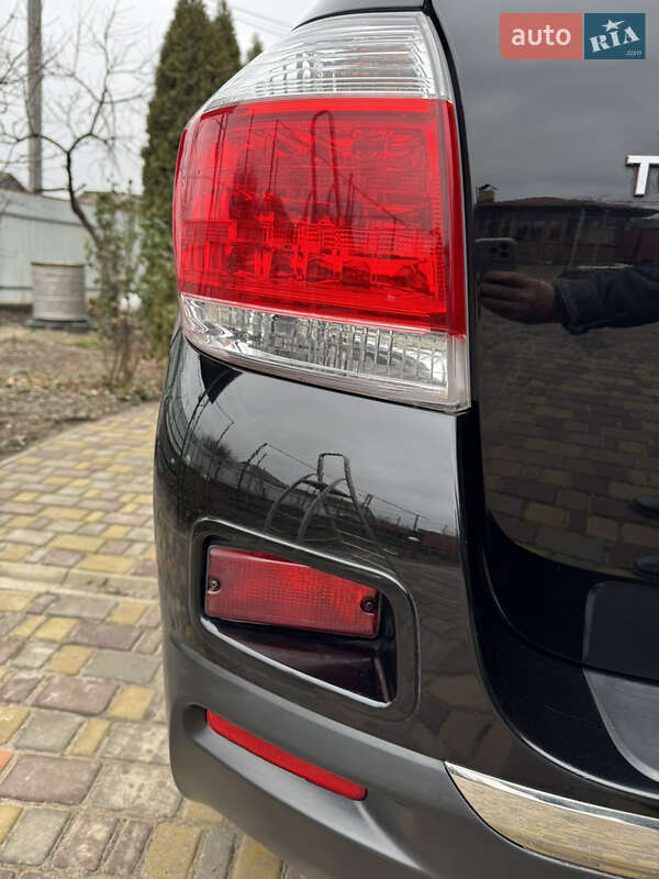 Внедорожник / Кроссовер Toyota Highlander 2011 в Ахтырке фото 18 Внедорожник / Кроссовер Toyota Highlander 2011 в Ахтырке