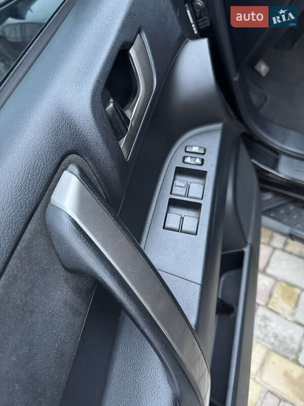 Внедорожник / Кроссовер Toyota Highlander 2011 в Ахтырке фото 51 Внедорожник / Кроссовер Toyota Highlander 2011 в Ахтырке