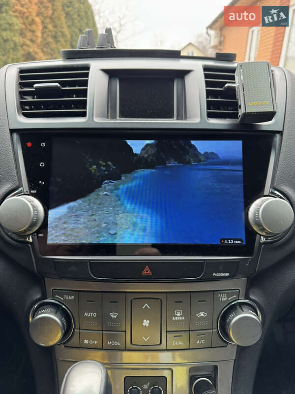 Внедорожник / Кроссовер Toyota Highlander 2011 в Ахтырке фото 69 Внедорожник / Кроссовер Toyota Highlander 2011 в Ахтырке