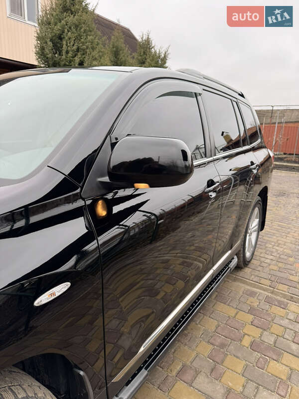 Внедорожник / Кроссовер Toyota Highlander 2011 в Ахтырке фото 79 Внедорожник / Кроссовер Toyota Highlander 2011 в Ахтырке
