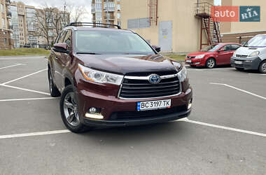 Внедорожник / Кроссовер Toyota Highlander 2015 в Киеве