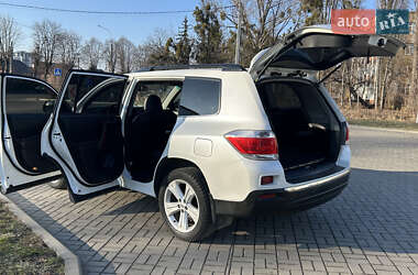 Внедорожник / Кроссовер Toyota Highlander 2012 в Житомире