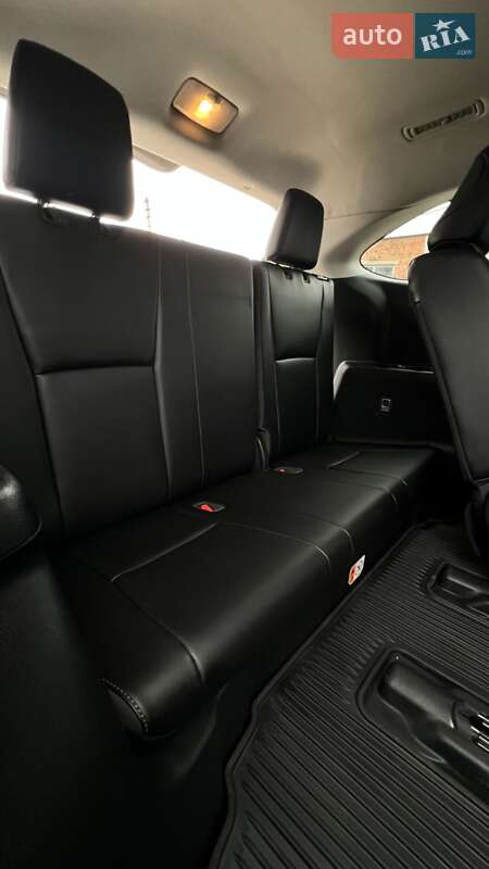 Позашляховик / Кросовер Toyota Highlander 2020 в Чернігові
