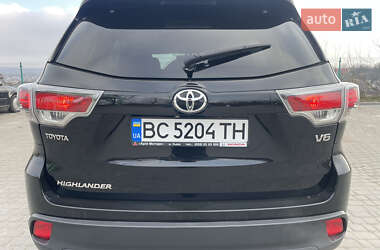 Внедорожник / Кроссовер Toyota Highlander 2014 в Золочеве