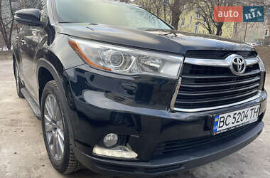 Внедорожник / Кроссовер Toyota Highlander 2014 в Золочеве