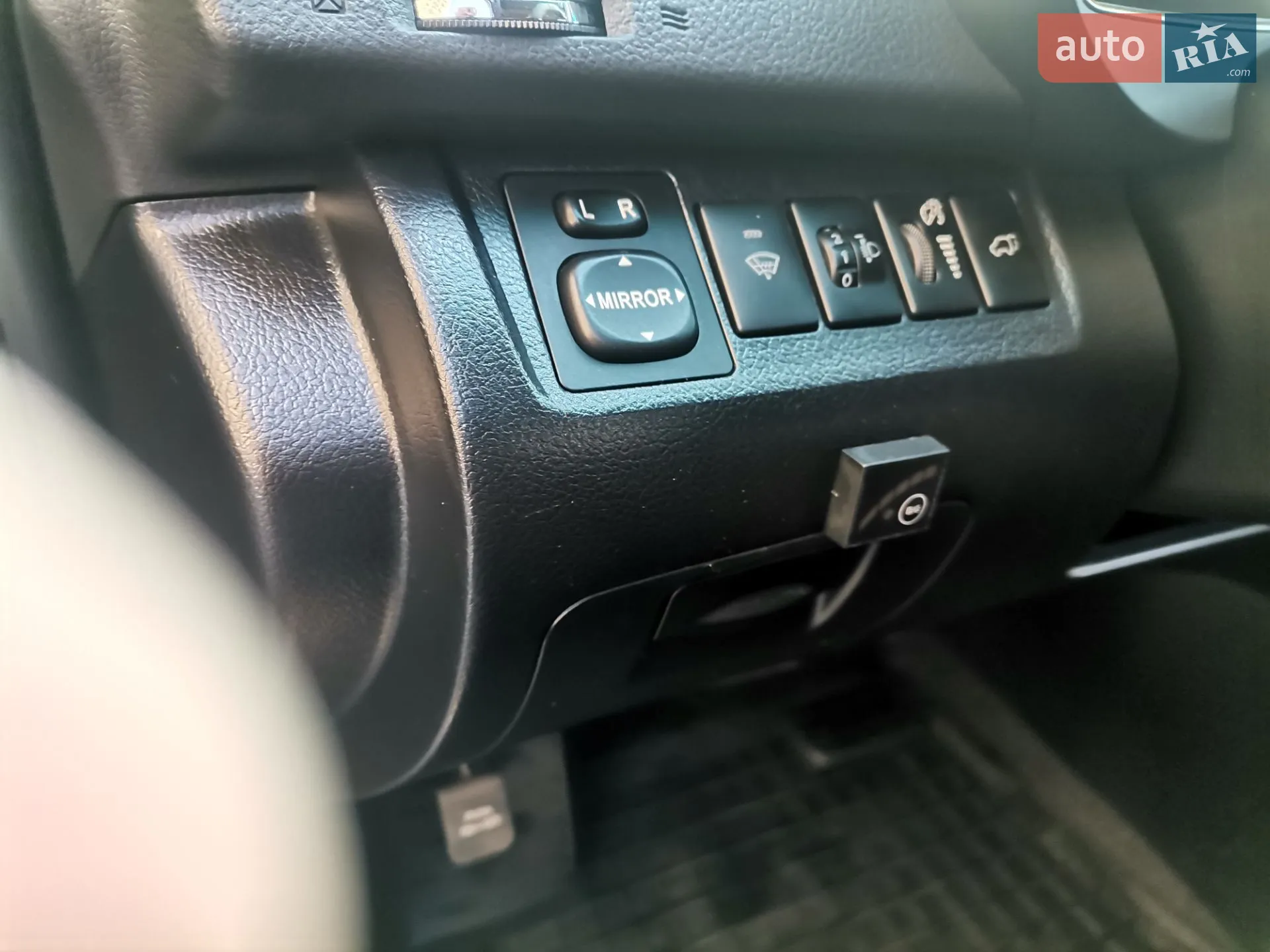 2012 Toyota Highlander - мініатюра 17