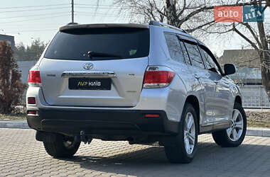 Позашляховик / Кросовер Toyota Highlander 2010 в Києві