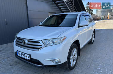 Позашляховик / Кросовер Toyota Highlander 2011 в Волочиську