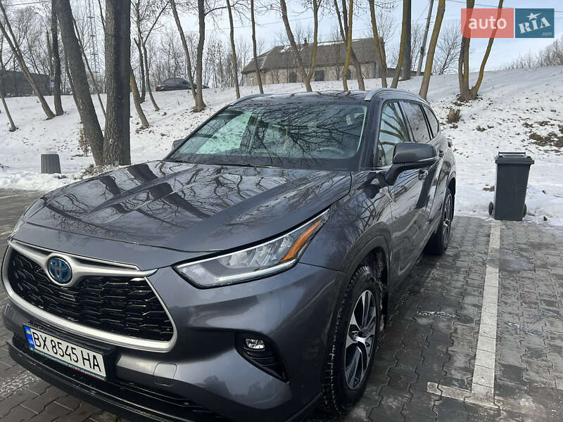 Позашляховик / Кросовер Toyota Highlander 2021 в Хмельницькому