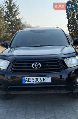 Позашляховик / Кросовер Toyota Highlander 2008 в Дубні