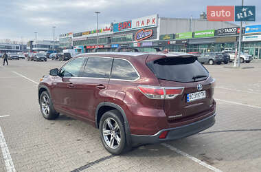 Внедорожник / Кроссовер Toyota Highlander 2015 в Киеве